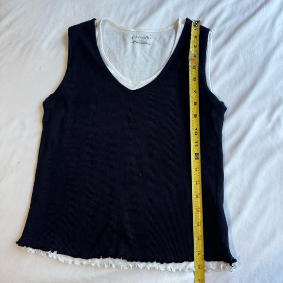 Y2K Black And White Attached Tank Tops - Picture 7 of 7